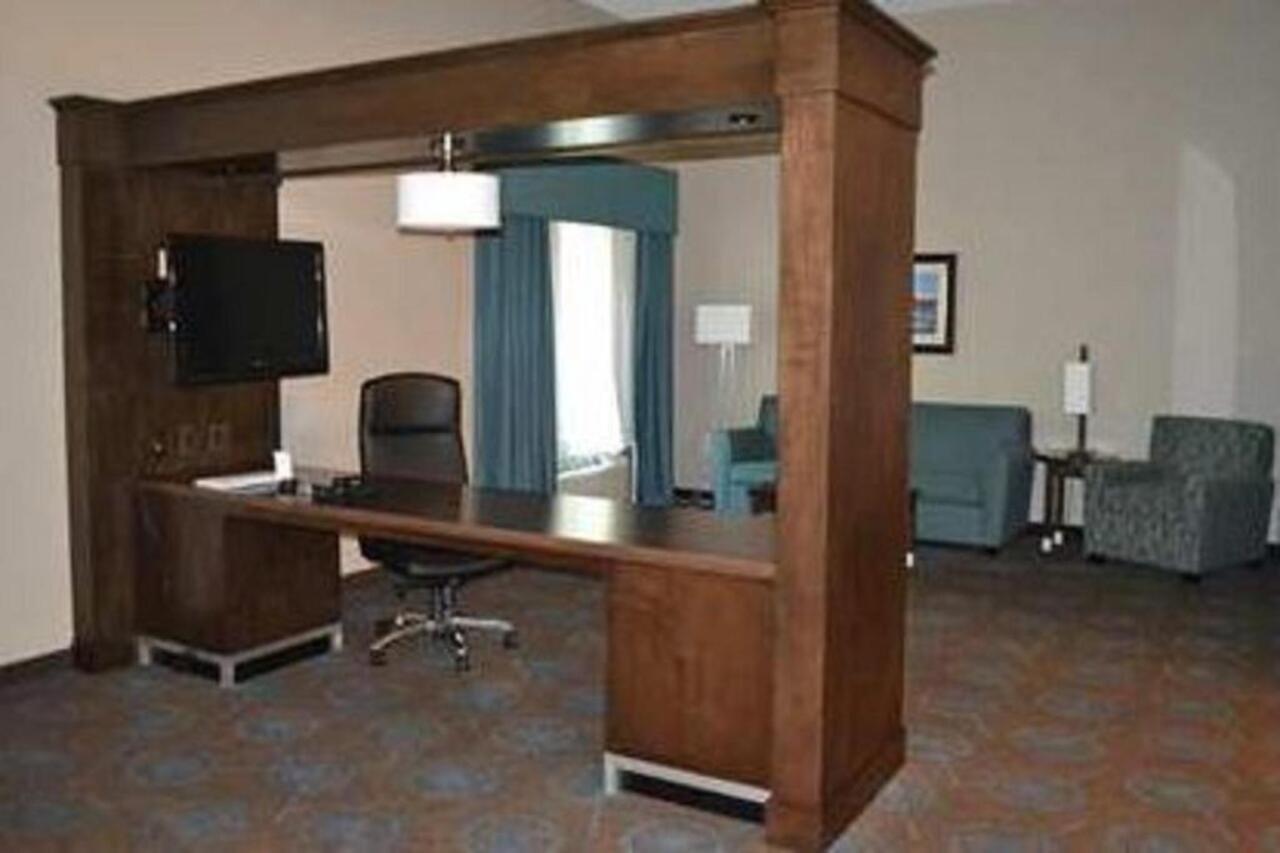 Hampton Inn & Suites Aberdeen/Apg South Edgewood Exteriör bild