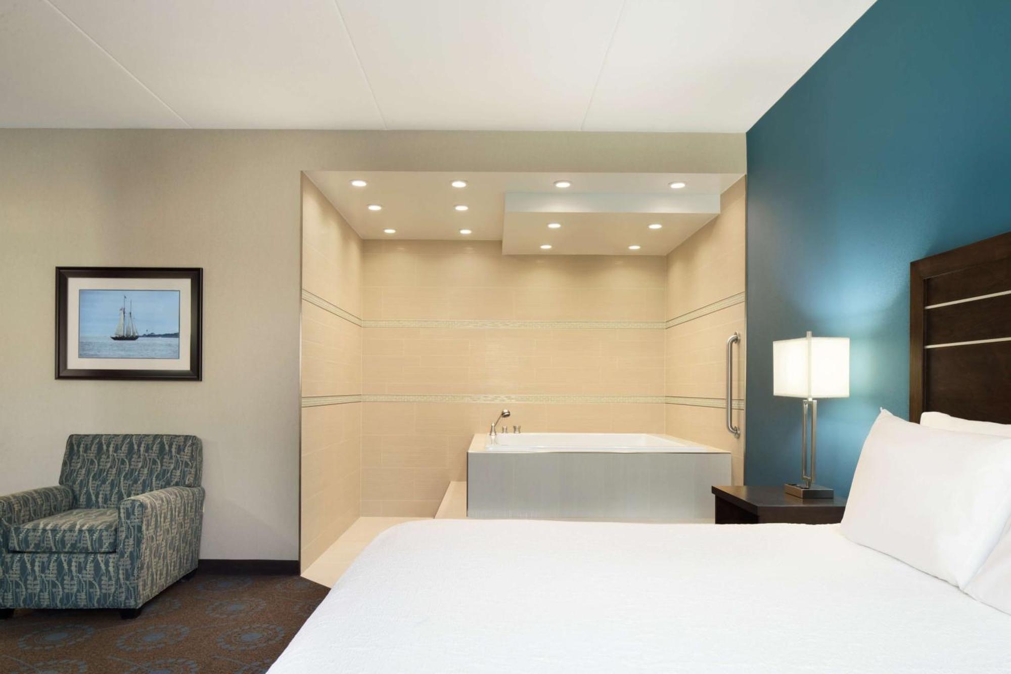Hampton Inn & Suites Aberdeen/Apg South Edgewood Exteriör bild