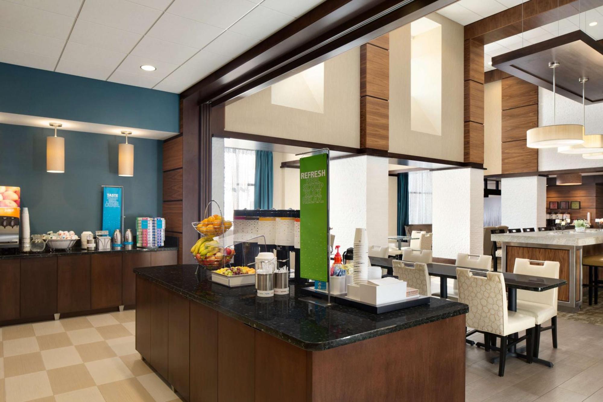 Hampton Inn & Suites Aberdeen/Apg South Edgewood Exteriör bild